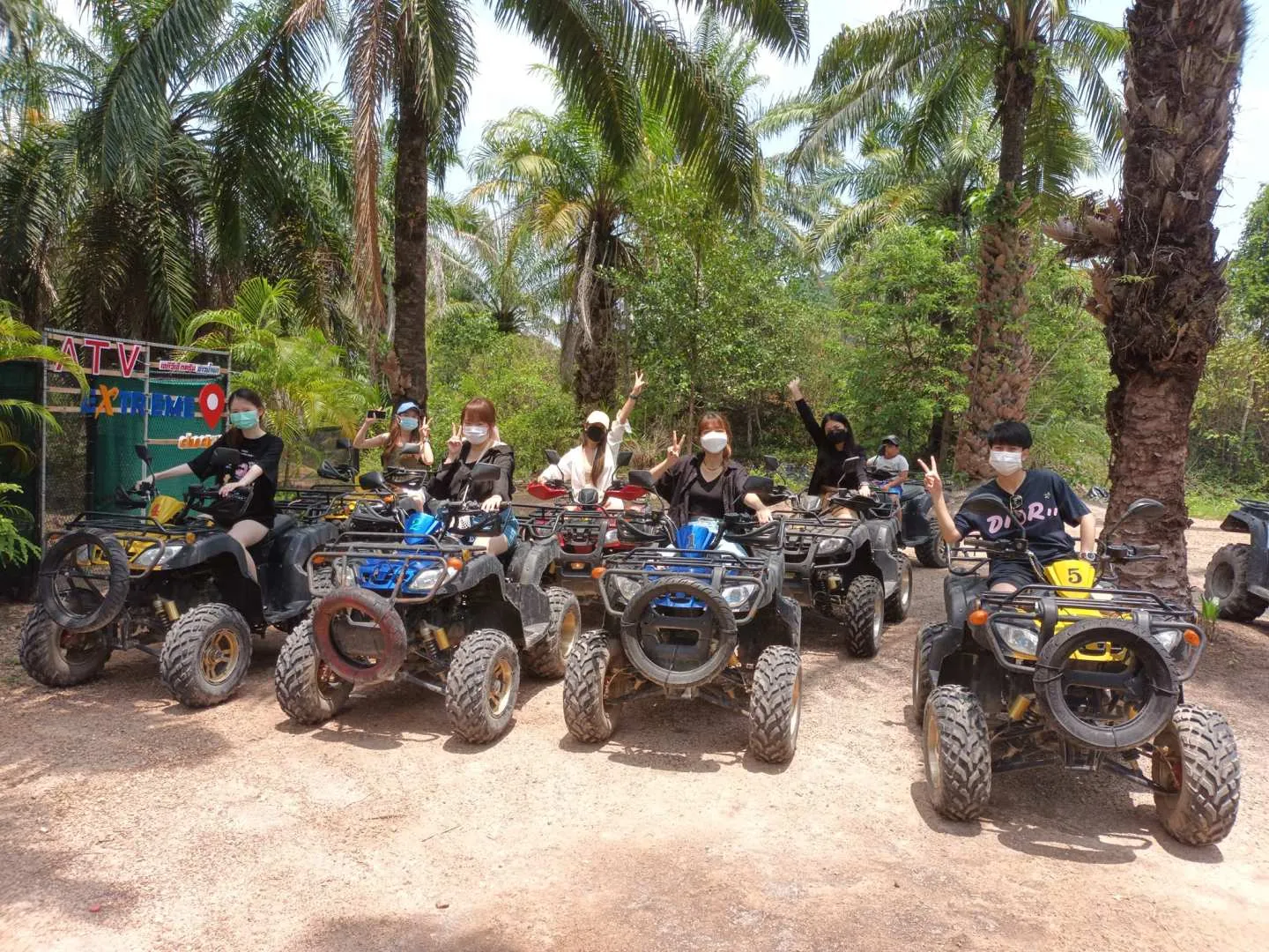 https://image.kkday.com/v2/image/get/w_1920,h_1080,c_fit,q_55,wm_auto/s1.kkday.com/product_150049/20230816034651_Xkdka/jpg