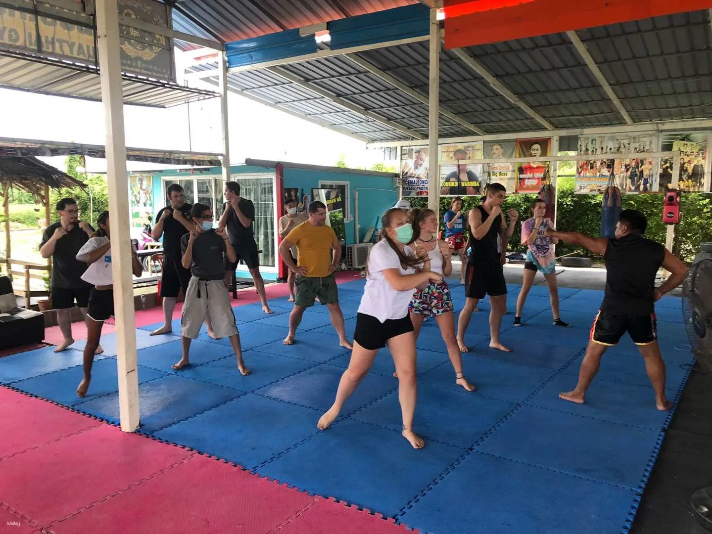 https://image.kkday.com/v2/image/get/w_1920,h_1080,c_fit,q_55,wm_auto/s1.kkday.com/product_150560/20230823042002_n0svo/jpg