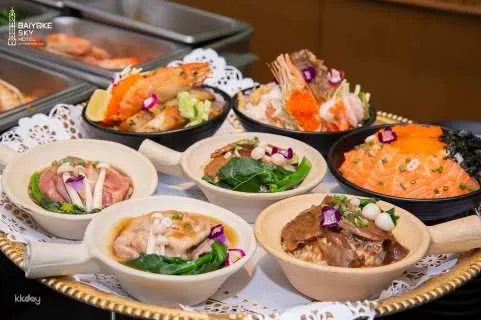 Baiyoke Sky Hotel Buffet on 79th Floor with Stella Palace Seafood & Chinese Caravan Buffet Dinner | Bangkok