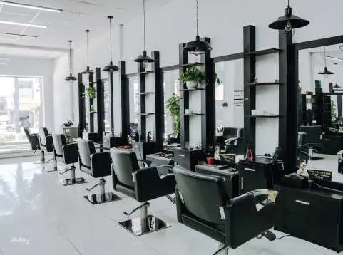 Salon Luxury Man Experience in Da Nang | Vietnam (Round Trip transfer included)