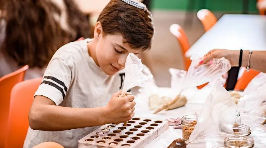 Best Chocolate Making Class Dubai Experience
