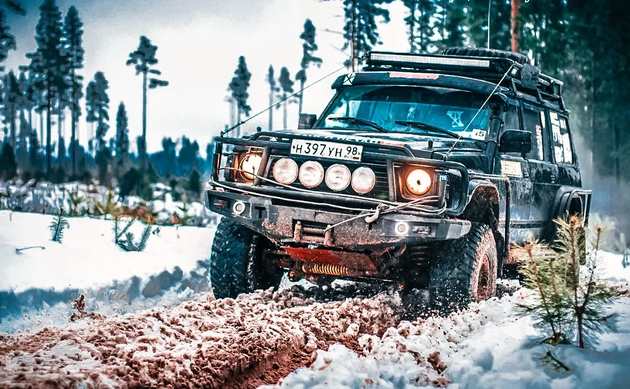 Jeeping tour in St. Petersburg