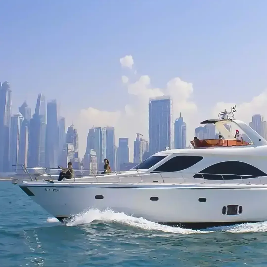 Daytime Yacht Dining Cruise in Dubai